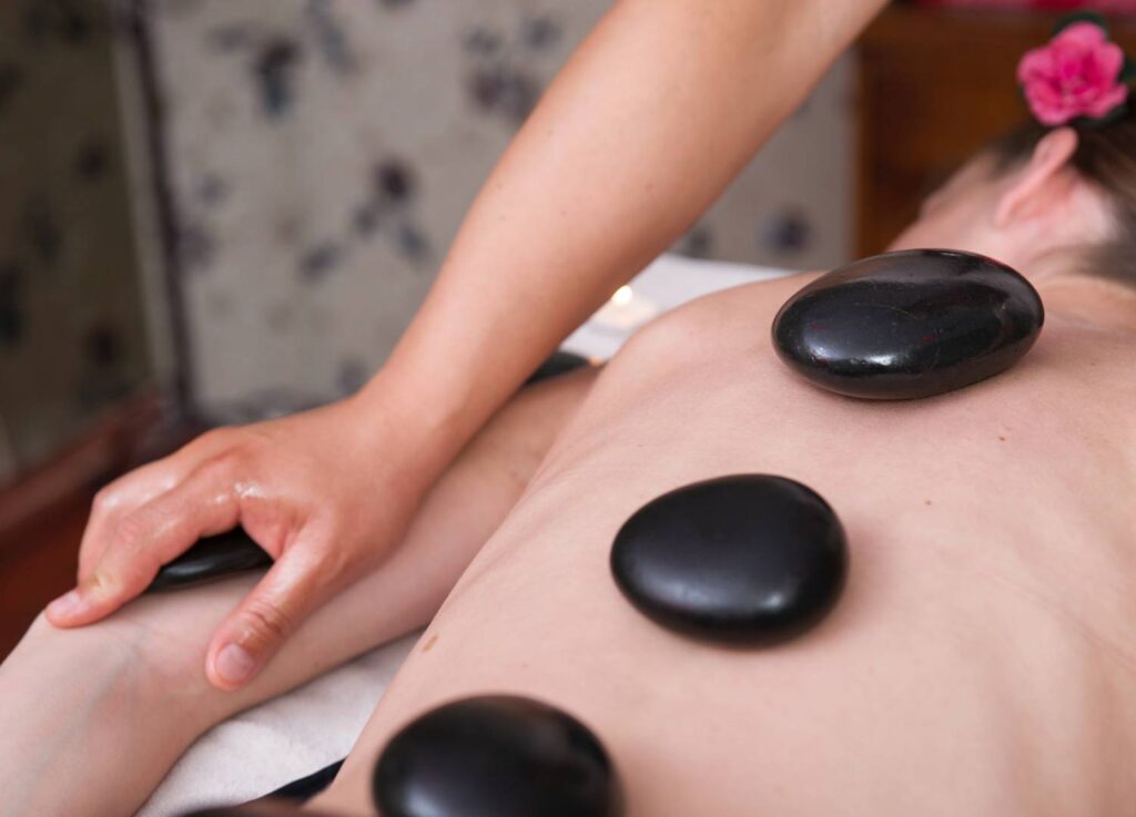 Read more about the article Incorporating Ayurvedic Practices In Your Daily Life
